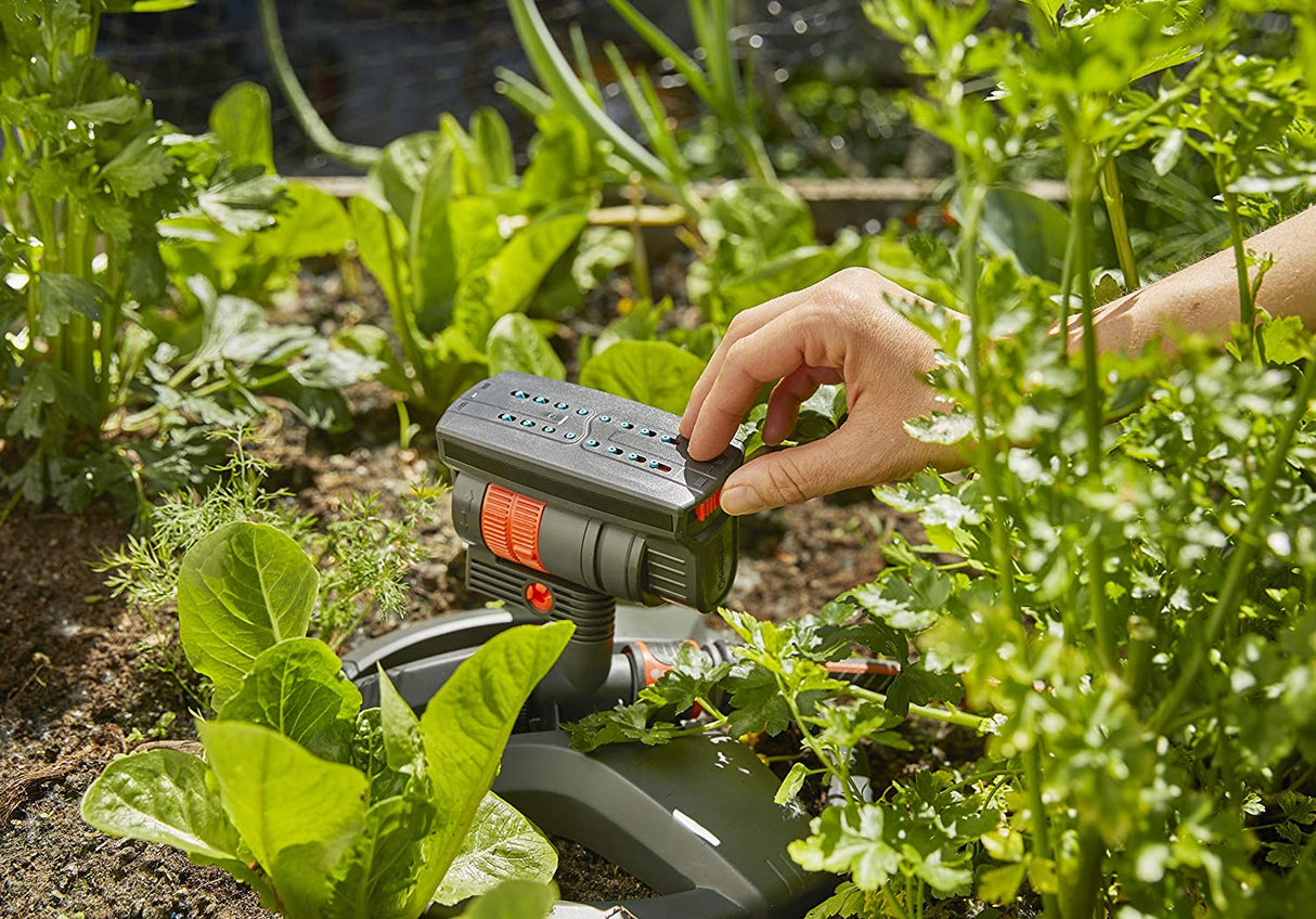 Gardena ZoomMaxx Oscillating Sprinkler with Timer – 2,300 Sq. Ft. Coverage