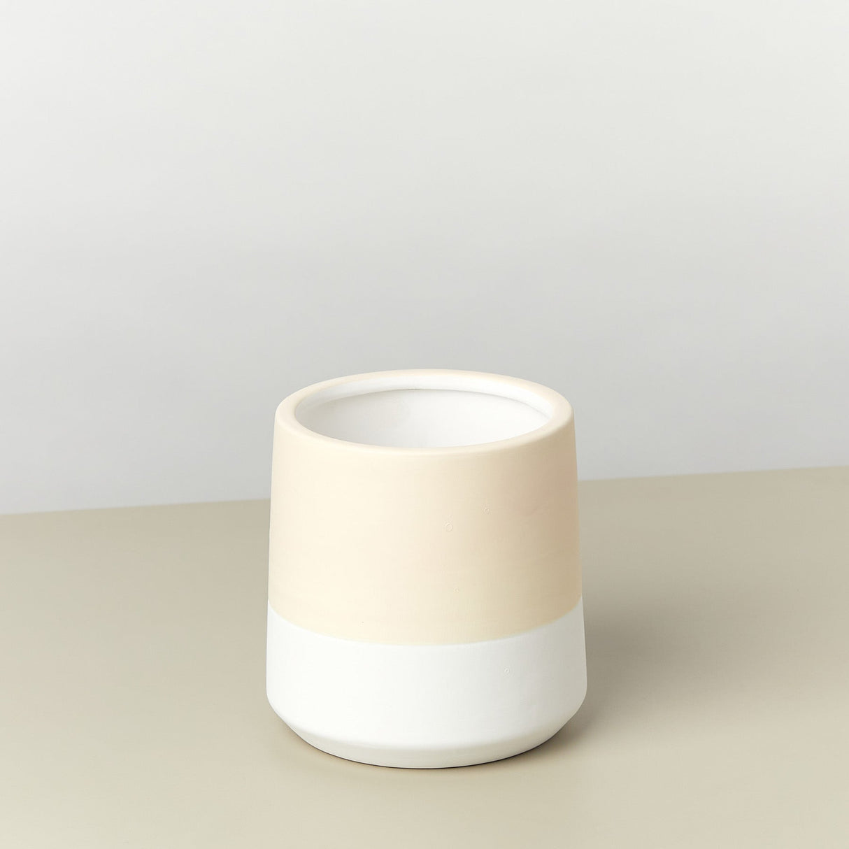 Gradient Cylinder Ceramic Pot - 5 Inch