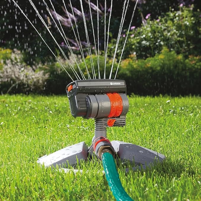 Gardena ZoomMaxx Oscillating Sprinkler on Weighted Sled Base – 2,300 Sq. Ft. Coverage