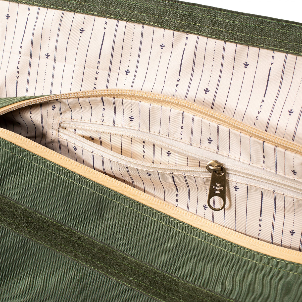 Revelry Supply The Continental - Smell Proof Large Duffle Bag