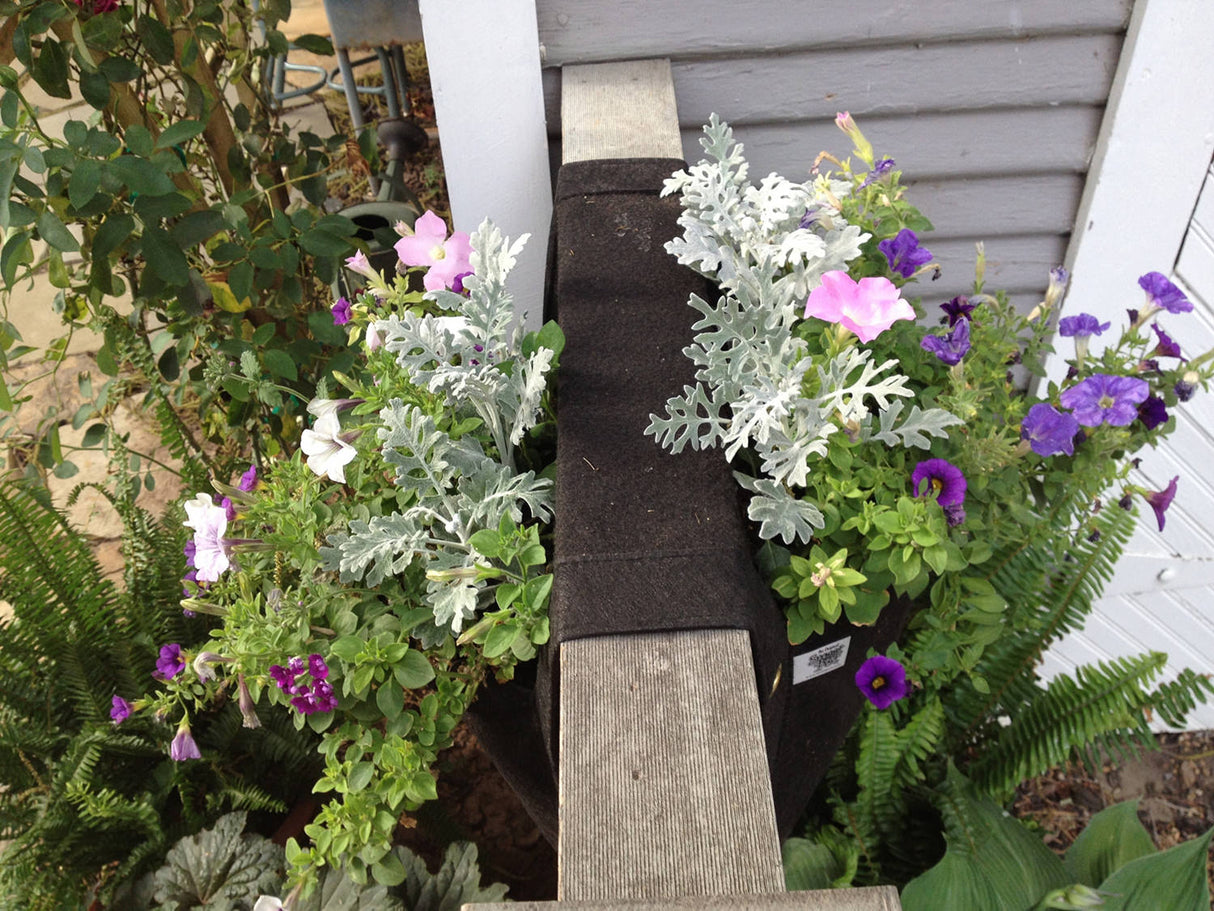 Smart Pot Wall Flower Saddle Planter – Double-Sided Vertical Fabric Planter