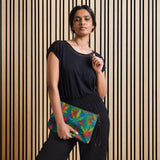 Queen Tie-Dye Crossbody Bag – Versatile Faux Leather Purse
